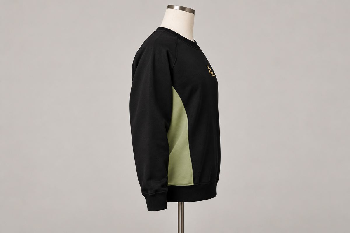 Lalesia Comfort light sweatshirt – Schaufensterpuppe Seitenansicht rechts