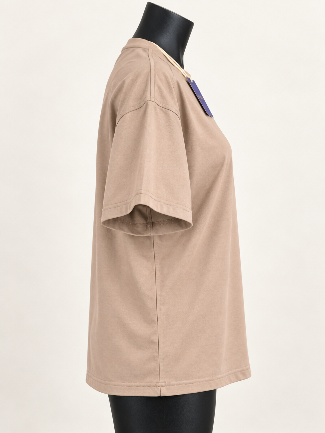 Lalesia Oversize comfort t-shirt Beige – Rechte Seitenansicht